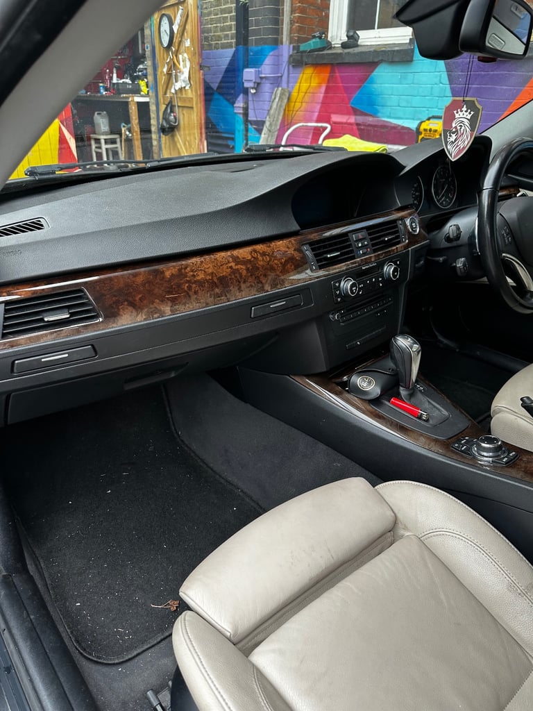 BMW 325i, E92 (Cat N)