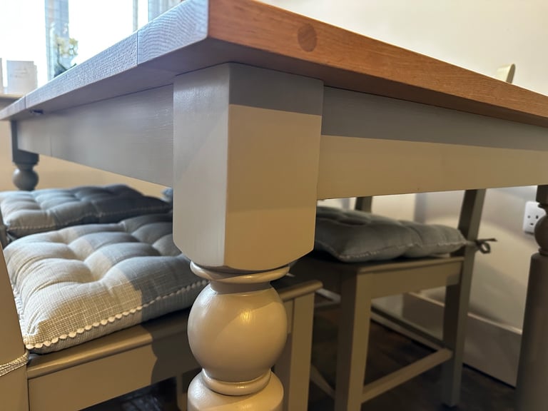 John Lewis Dining Table - Oak 