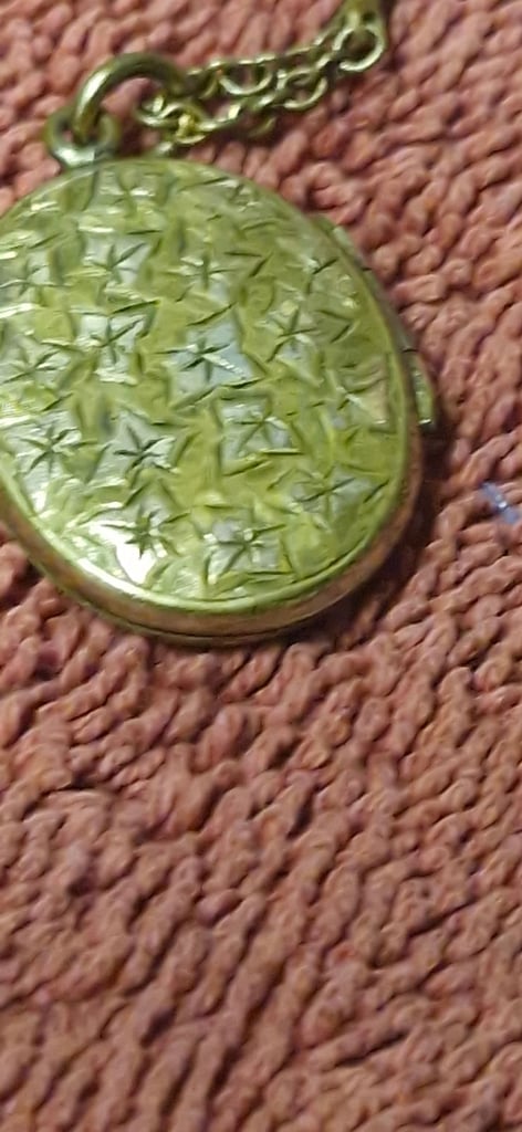 Old collectible Rolled gold locket 