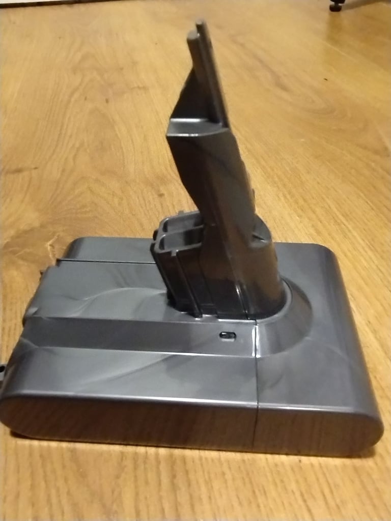 image for DYSON V7 BATTERY 