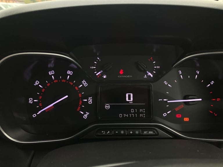 2022 Citroen C3 Aircross 1.2 PureTech 110 Shine Plus 5dr Hatchback PETROL Manual