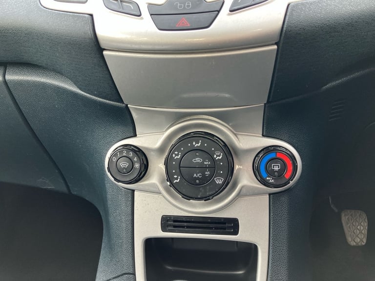 2012 Ford Fiesta 1.25 Zetec 5dr [82] Hatchback Petrol Manual