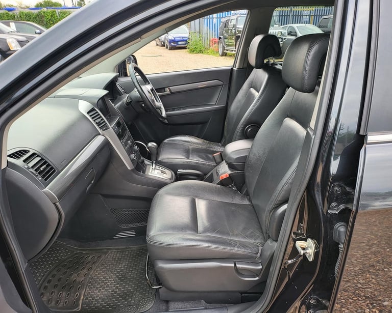 2010 CHEVROLET CAPTIVA 2.0 VCDi LTZ 5 DOOR 7 SEATER AUTOMATIC BLACK