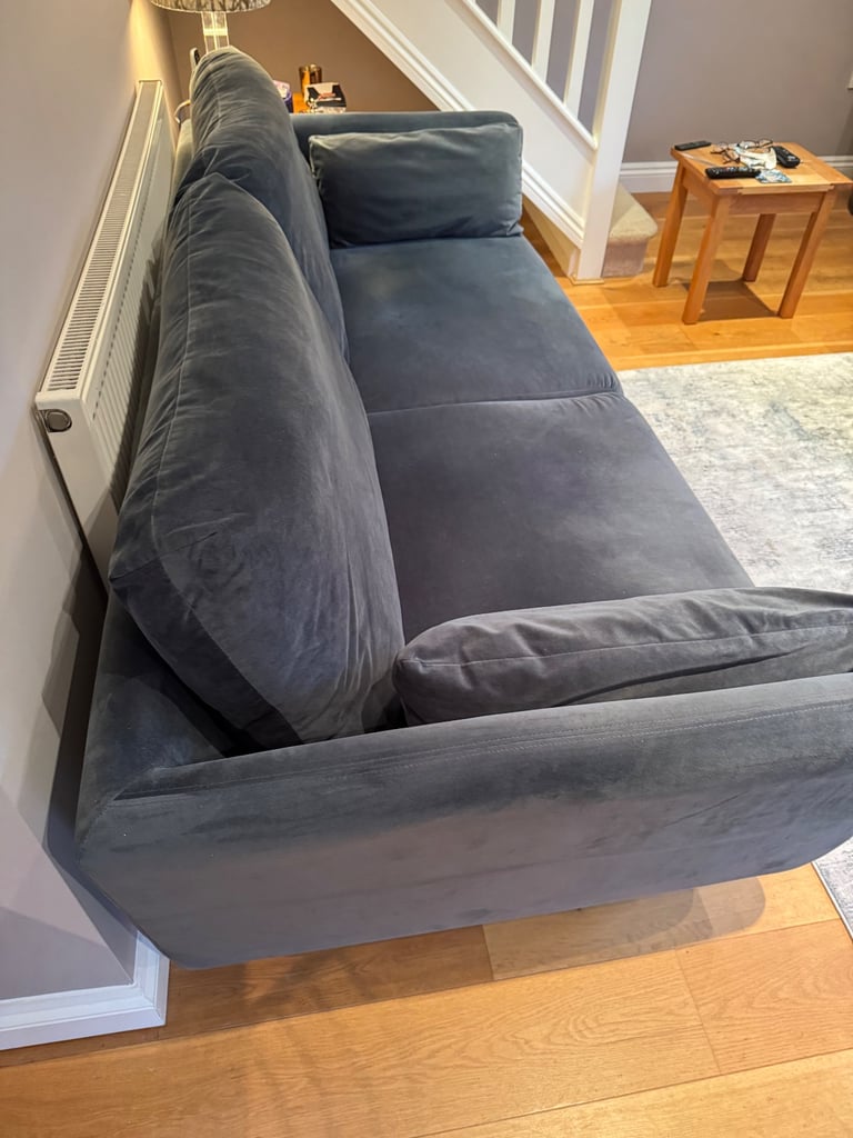 3 seater sofa 