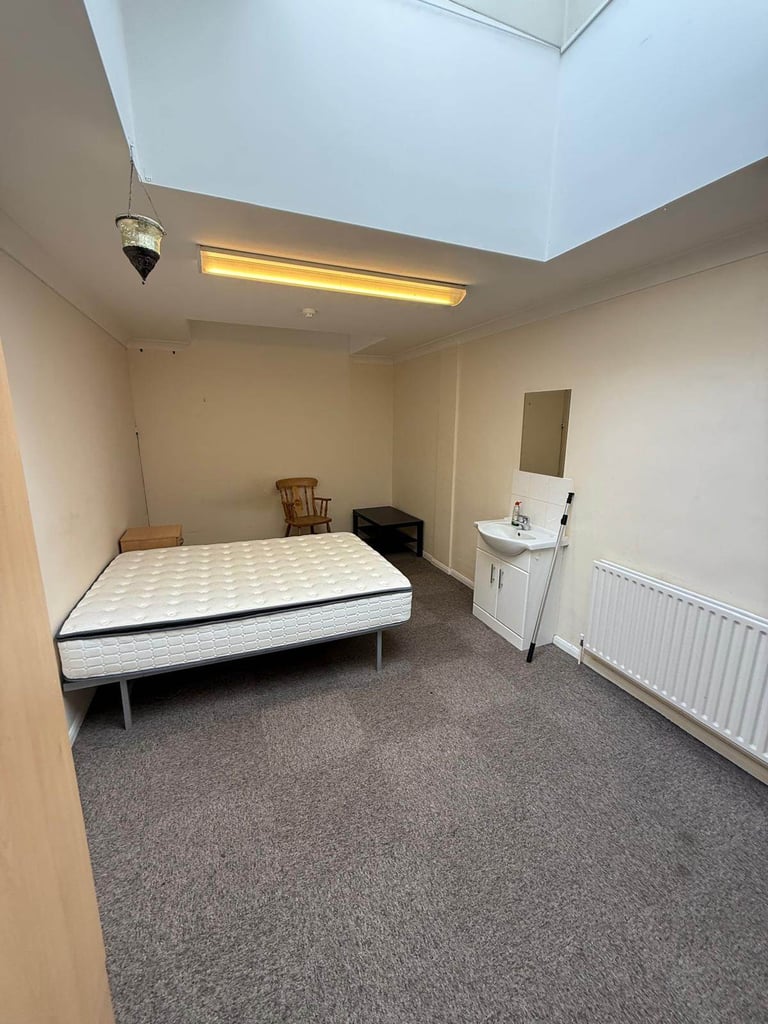 A spacious double room -Mill Road CB1 