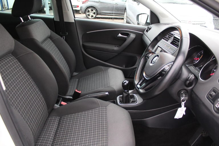 2016 Volkswagen Polo 1.2 TSI BlueMotion Tech Match Euro 6 (s/s) 5dr HATCHBACK Petrol Manual