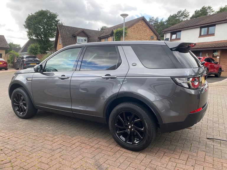 2016 Land Rover Discovery Sport TD4 SE TECH 5-Door Diesel