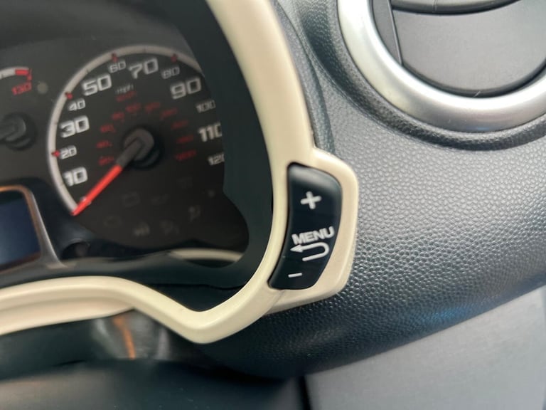 2014 Ford Ka 1.2 Zetec Euro 5 (s/s) 3dr HATCHBACK Petrol Manual