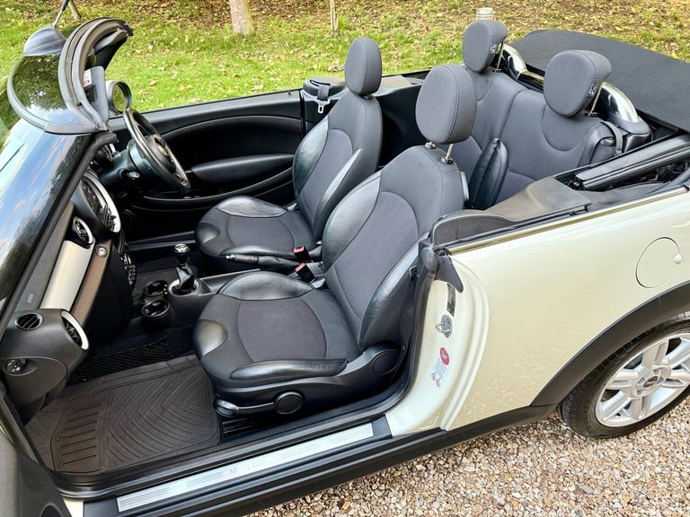 2014 MINI Convertible 1.6 Cooper 2dr CONVERTIBLE PETROL Manual