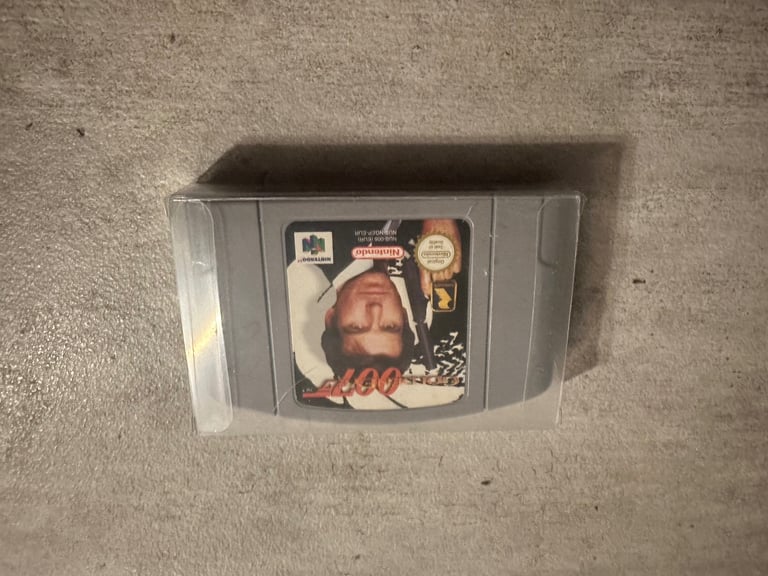 Nintendo n64 James Bond golden eye game