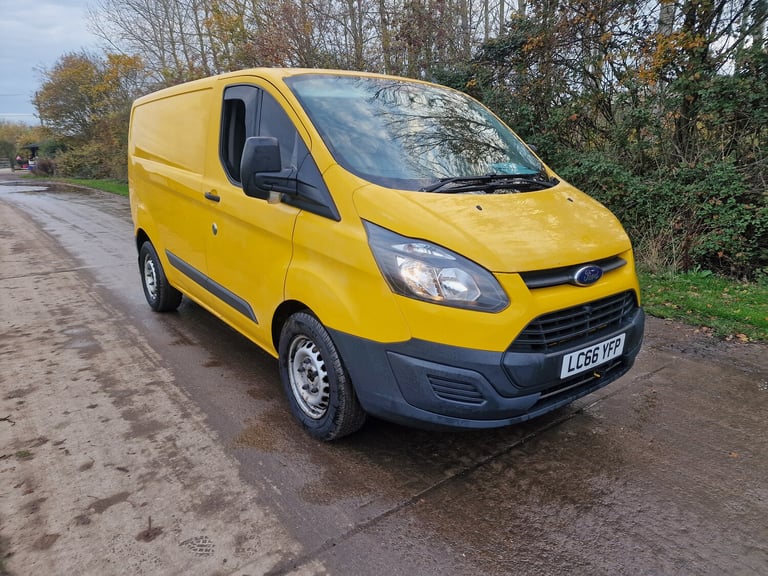 2017 Ford Transit Custom  Yellow  Drives Perfect  10m MOT  Ex AA  ULEZ
