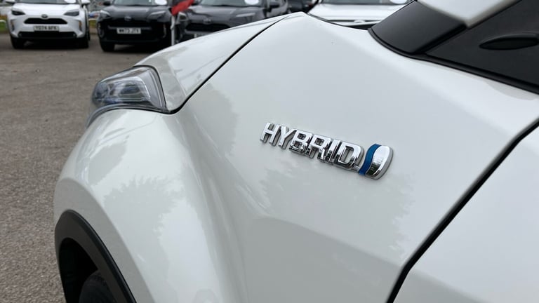2020 Toyota C-HR 1.8 Hybrid Design 5dr CVT HATCHBACK PETROL/ELECTRIC Automatic