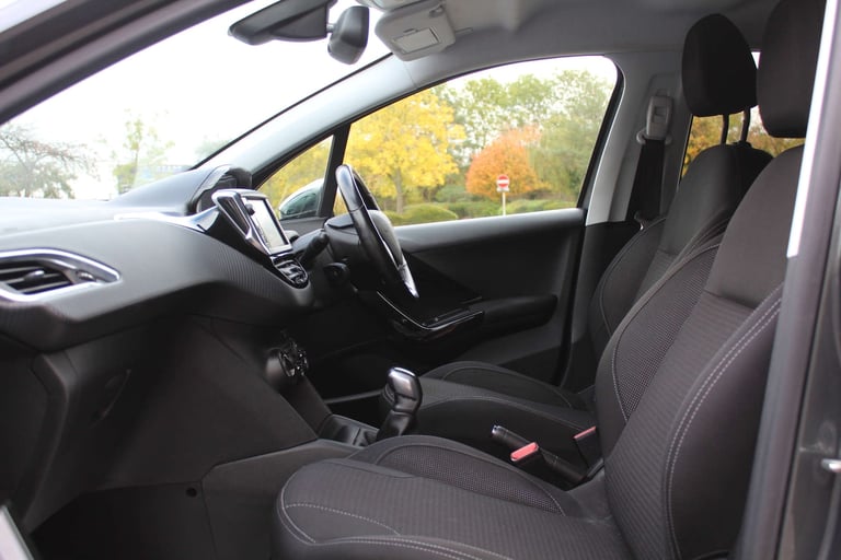 2017 Peugeot 208 1.2 208 Allure 5dr Hatchback Petrol Manual