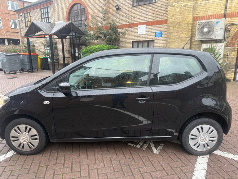 Volkswagen, UP, Hatchback, 2013, Manual, 999 (cc), 3 doors