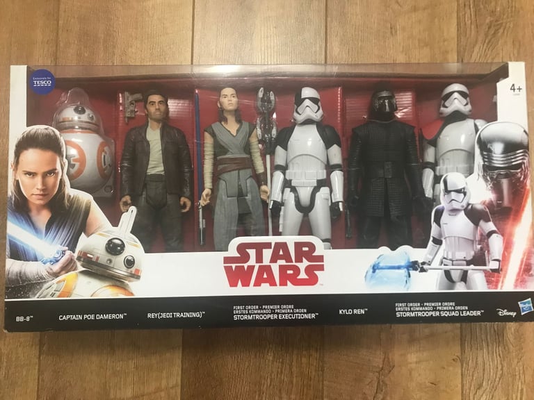 image for Star Wars The Last Jedi Deluxe 12” Action Figures