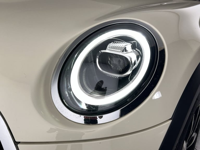 2018 MINI Hatch 1.5L COOPER D 5d AUTO 114 BHP Hatchback Diesel Automatic