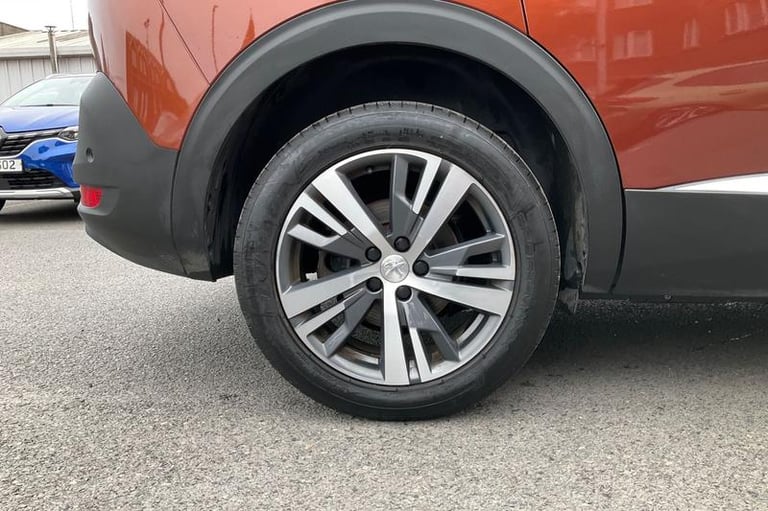 2022 Peugeot 5008 1.5 BlueHDi Allure 5dr EAT8 SEMI-AUTO Estate Diesel Semi Automatic