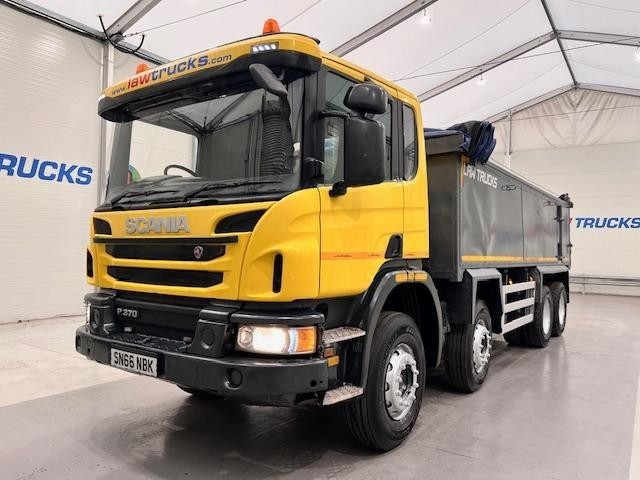 Scania P370 8x4 Day Cab Tipper Manual