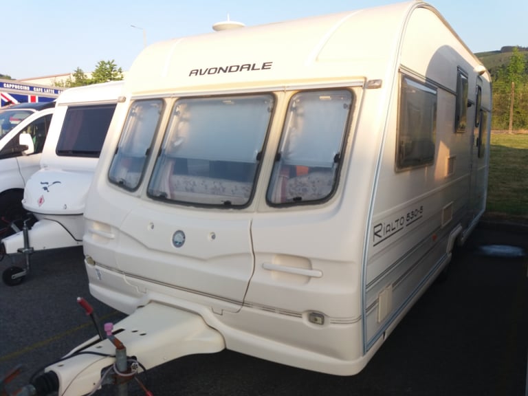 Avondale 5 Berth touring caravan with end shutoff bedroom 