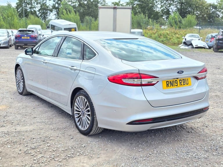 2019 Ford Mondeo 2.0 TiVCT Titanium Edition CVT Euro 6 (s/s) 4dr (18 inch alloys) Saloon Hybrid A...