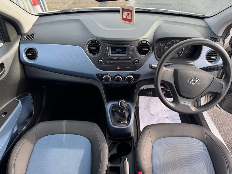 2014/14 HYUNDAI i10 1.0 SE 5DOOR ONLY 49K FULL HISTORY £20 ROAD TAX GREAT MPG 