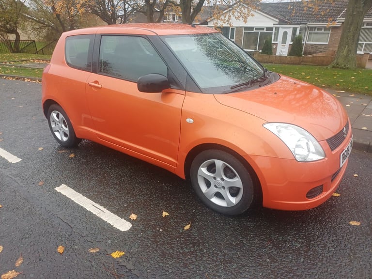 Suzuki swift 1.3 GL very low miles service history outstanding throught