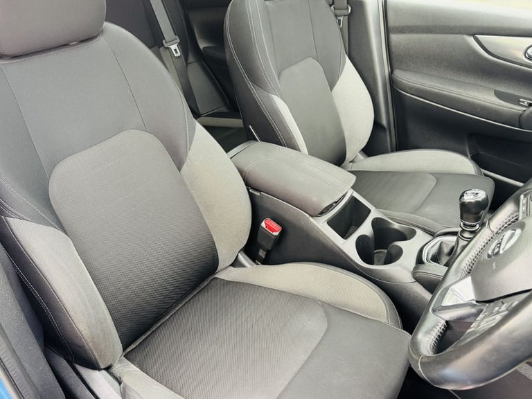 2017 Nissan Qashqai 1.2 DIG-T N-Connecta SUV 5dr Petrol Manual Euro 6 (s/s) (115 ps) HATCHBACK Pe...