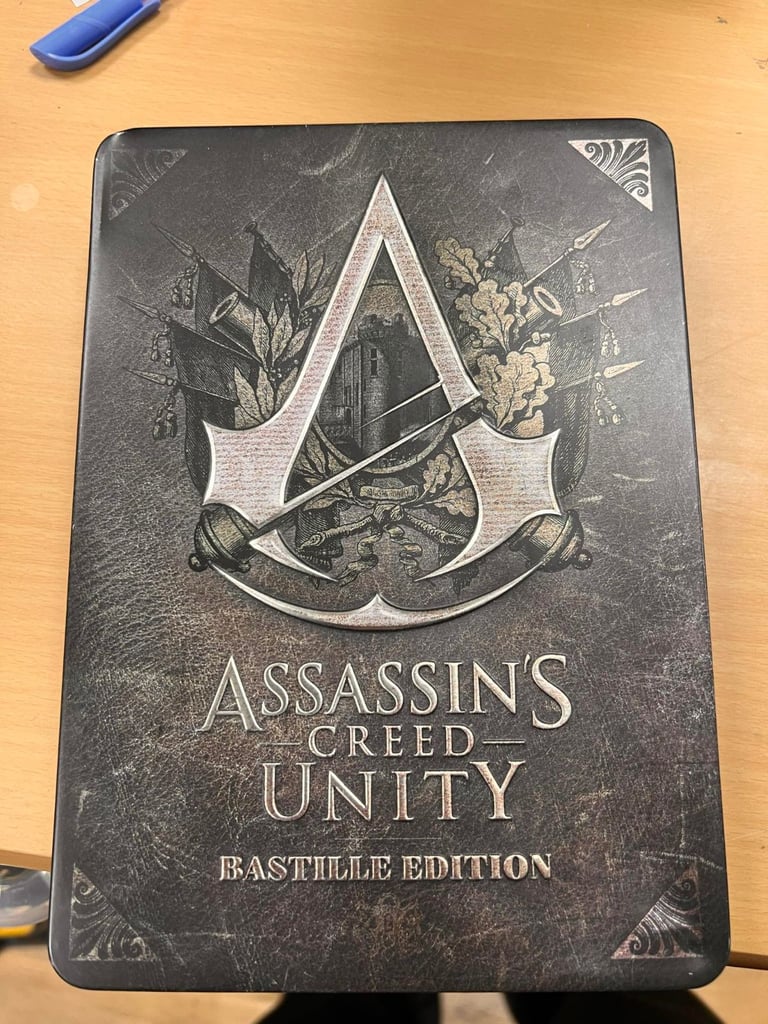 Assassins Creed Unity Bastille Edition Steel Case ,Art book, Lithographs