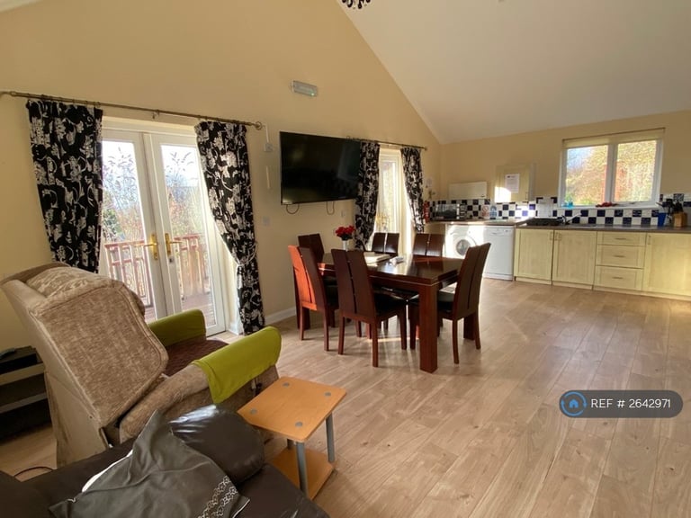 3 bedroom house in Tudor Lodges, Looe, PL13 (3 bed) (#2642971)