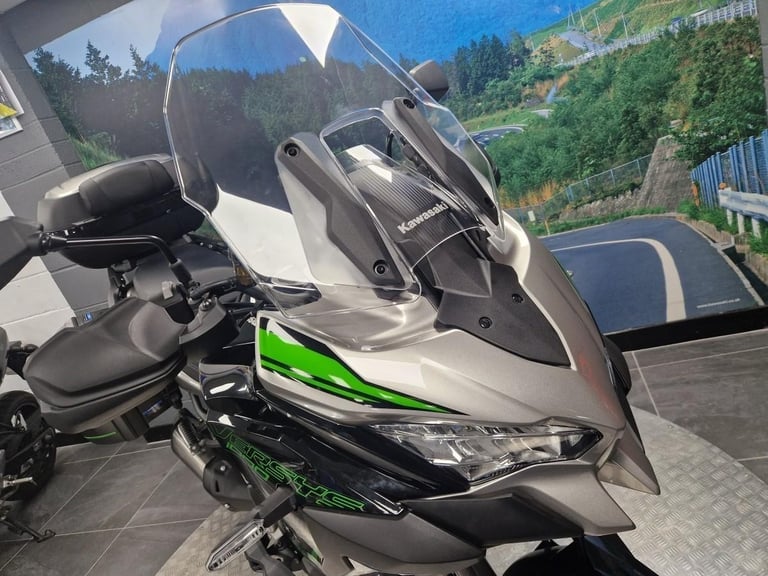 Kawasaki Versys 1000 SE Grand Tourer