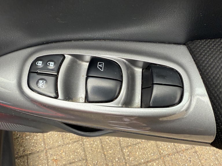 2017 Nissan Juke 1.2 DIG-T Acenta Euro 6 (s/s) 5dr HATCHBACK Petrol Manual