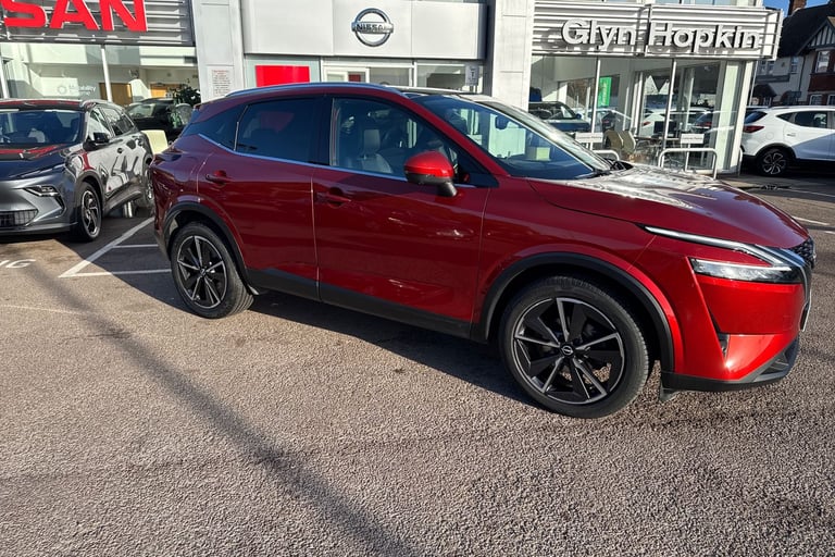 2022 Nissan Qashqai 1.3 DiG-T MH 158 Tekna 5dr Xtronic Hatchback Petrol Automatic