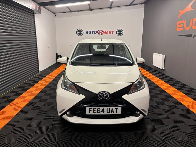 2014 Toyota AYGO 1.0 VVT-i X-Pression 5dr x-shift HATCHBACK Petrol Manual