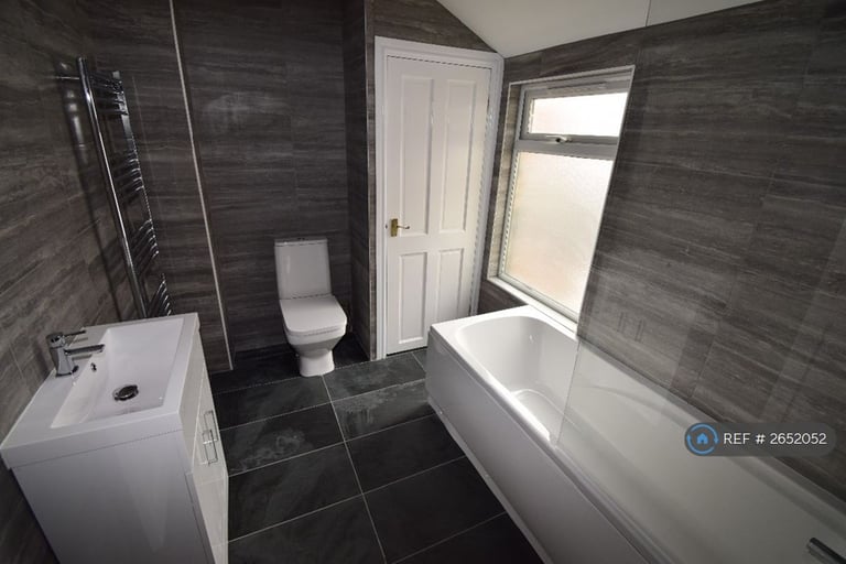 2 bedroom house in Hill Street, Raunds, Northamptonshire, NN9 (2 bed) (#2652052)