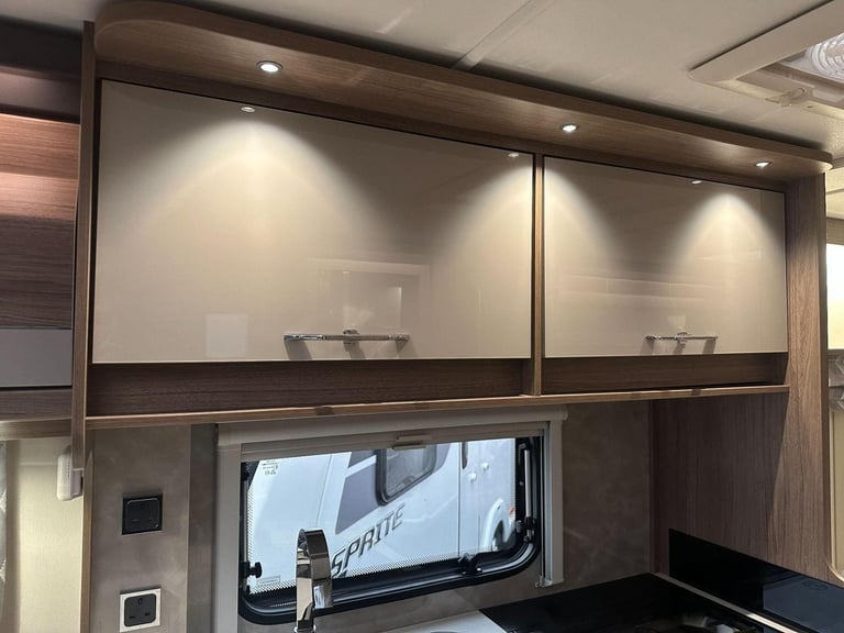 Coachman Vip 575 Solar Panel / ATC / External 240v - BBQ