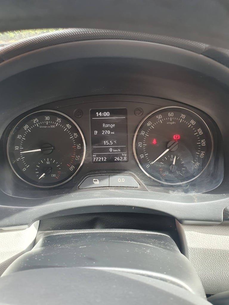 Skoda, FABIA, Hatchback, 2013, Manual, 1598 (cc), 5 doors