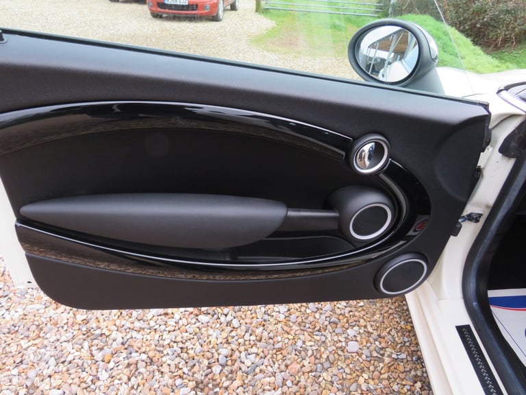 2012 MINI Roadster 1.6 COOPER 2 DOOR CONVERTIBLE Petrol Manual
