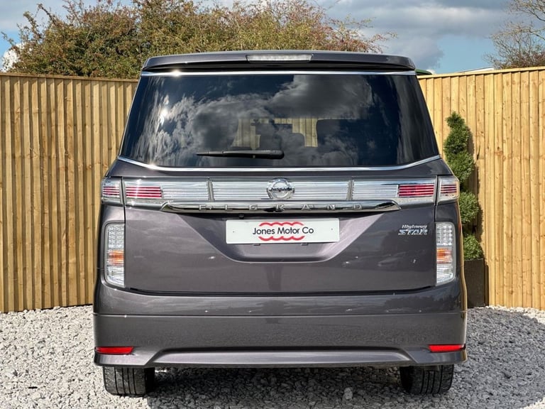 2018 Nissan Elgrand Highway Star 3.5 Auto 7 SEATER-280 BHP MPV Petrol Automatic
