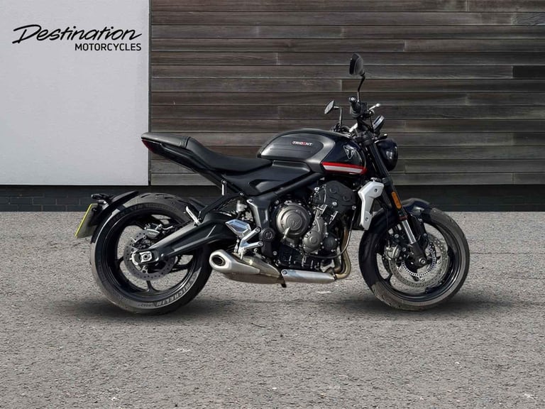 2024 Triumph Trident 660 STANDARD COLOUR Petrol black Manual