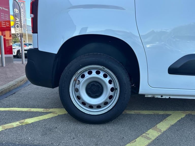 2024 Toyota ProAce 1.5D 100 Active Van (6 Speed) Van Diesel Manual