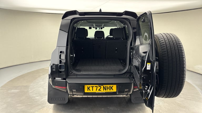 2022 Land Rover Defender 110 2.0 P400e 15.4kWh XS Edition SUV 5dr Petrol Plug-in Hybrid Auto 4WD ...