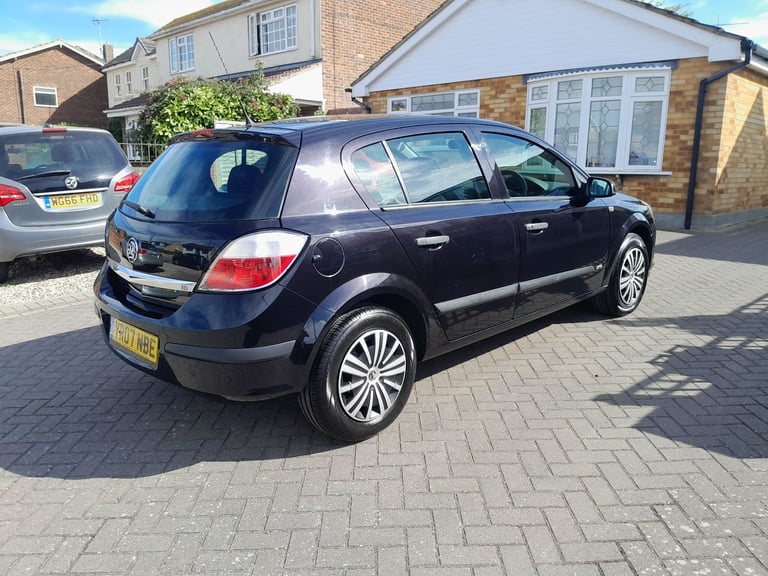 Vauxhall Astra Automatic, Only 14k, Yes 14k from new, Rare low mileage auto