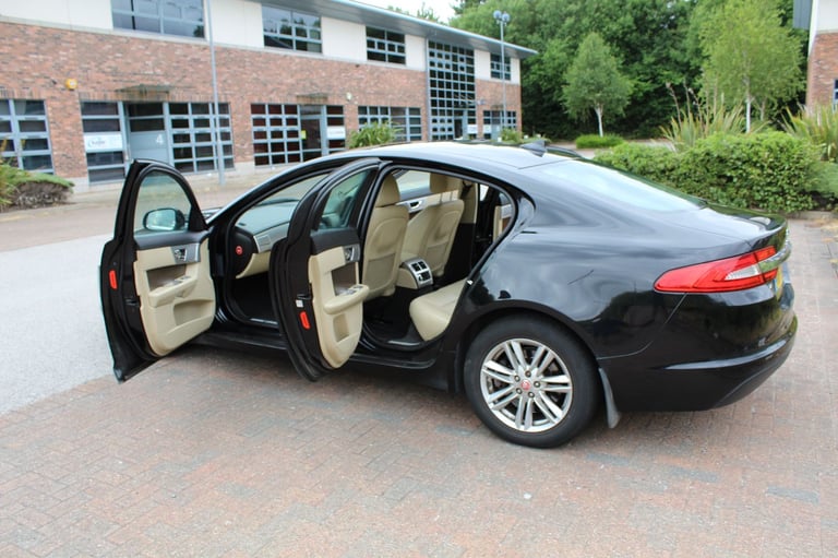 Jaguar, XF, Saloon, 2014, Other, 2179 (cc), 4 doors
