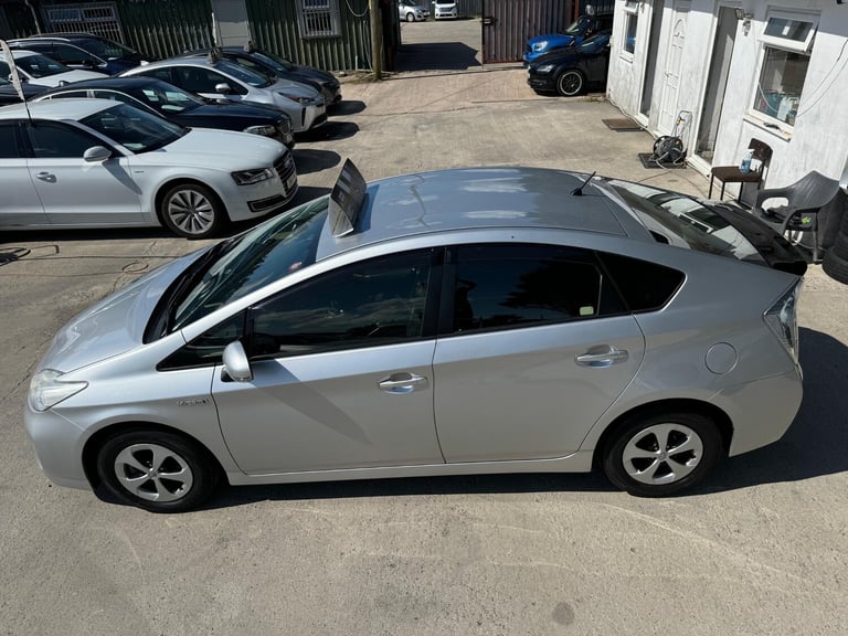 2012 Toyota Prius 1.8 VVTi Excel 5dr  Hatchback Petrol/Electric Hybrid Automatic