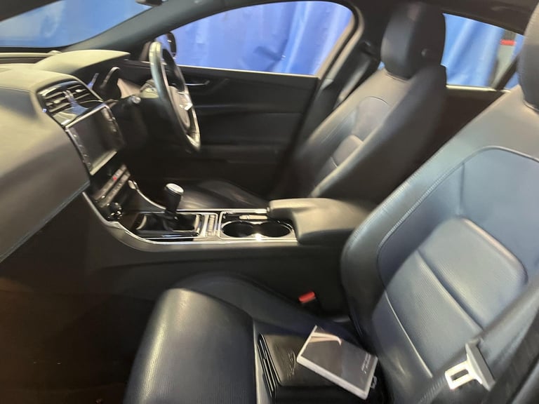 2015 Jaguar XE 2.0d R-Sport Euro 6 (s/s) 4dr SALOON Diesel Manual