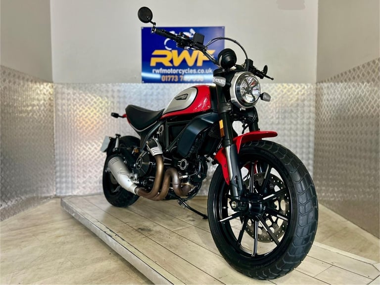 DUCATI SCRAMBLER 800, 2021, ONLY 1 OWNER & 1,758 MILES!! EXCELLENT COND