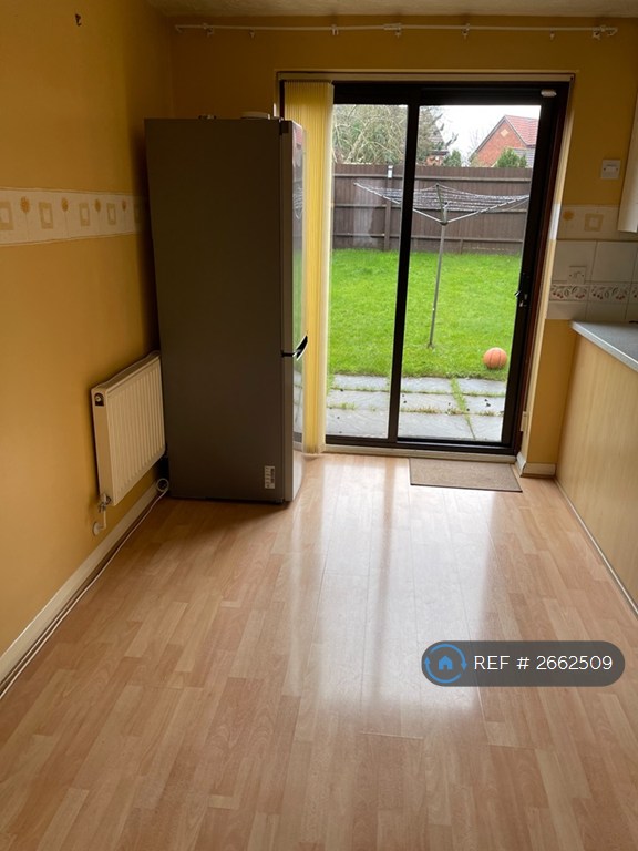 3 bedroom house in Blansby Chase, Emerson Valley, Milton Keynes, MK4 (3 bed) (#2662509)