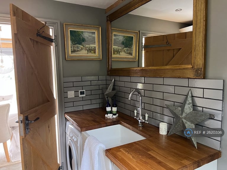 3 bedroom house in Starvecrow Lane, Peasmarsh, Rye, TN31 (3 bed) (#2620336)