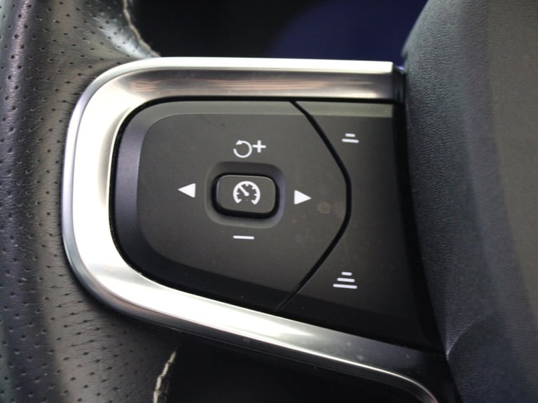 2021 Volvo XC40 P8 Recharge 300kW 78kWh First Edition 5dr AWD Auto 4x4 Electric Automatic