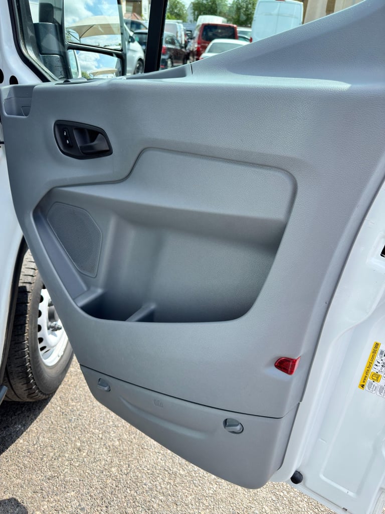 2019 Ford Transit 2.0 350 EcoBlue Trend Crew Van RWD L4 H3 Euro 6 6dr PANEL VAN Diesel Manual